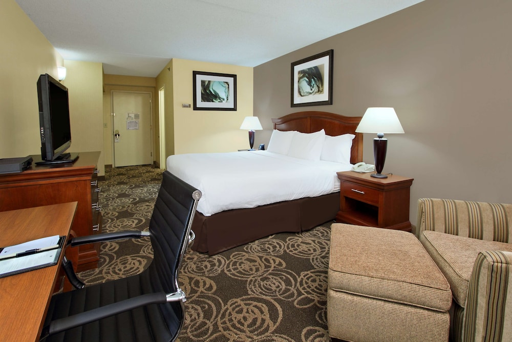 DoubleTree by Hilton Mahwah - photo 14