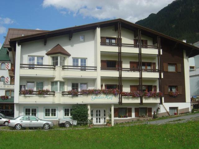 Gidis Hof - carbon neutral hotel in Ischgl