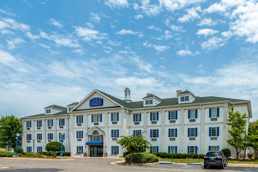 Motel 6 Shreveport LA - featured photo