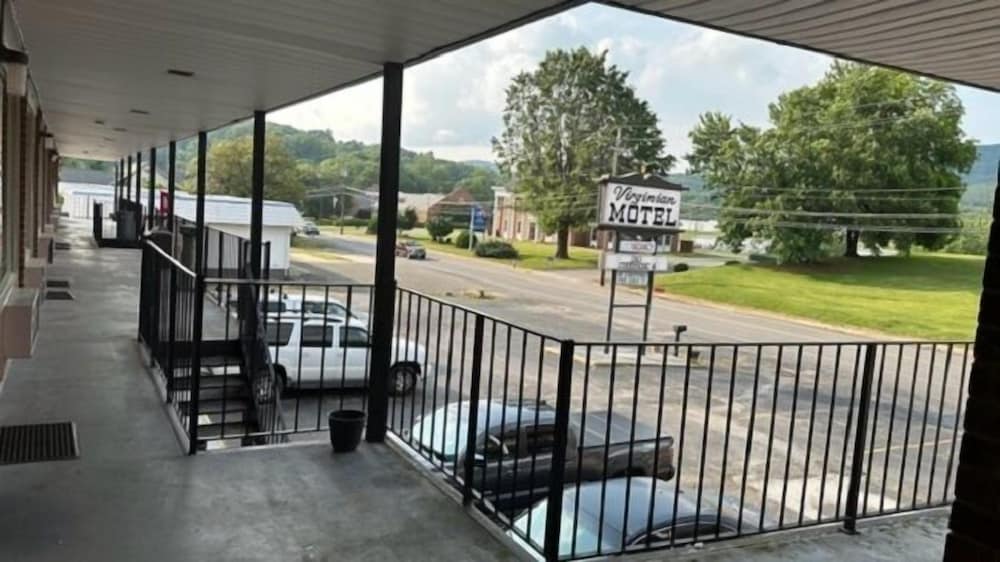 Virginian Motel - photo 13
