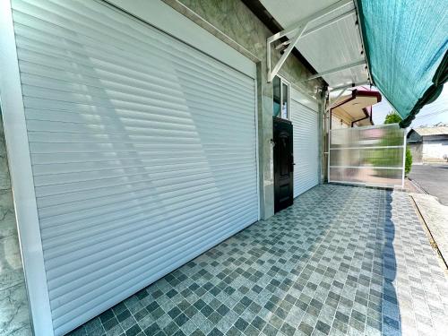 Komolon in Tashkent, Uzbekistan