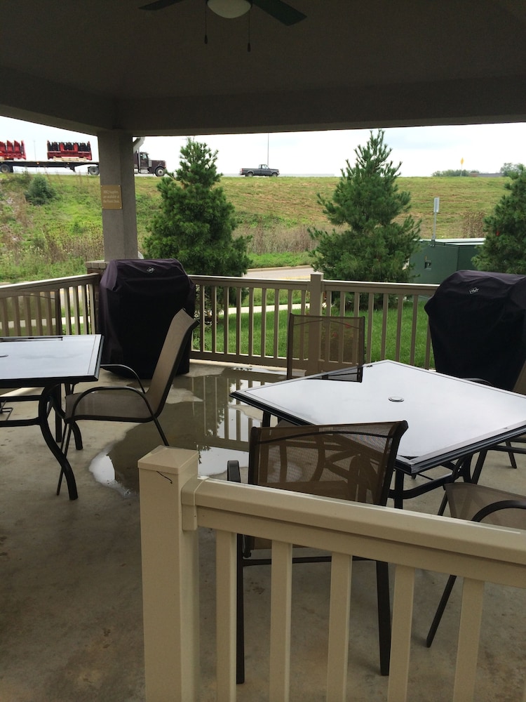 Candlewood Suites Bloomington by IHG - photo 27
