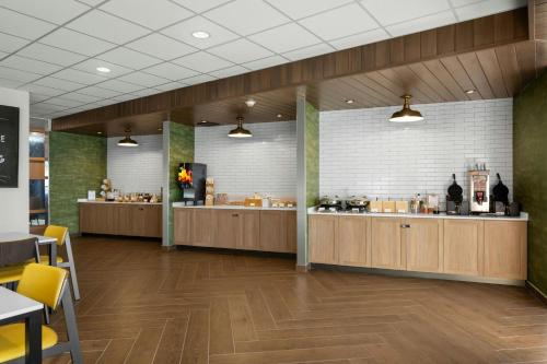 Fairfield by Marriott Inn & Suites Kokomo - photo 10