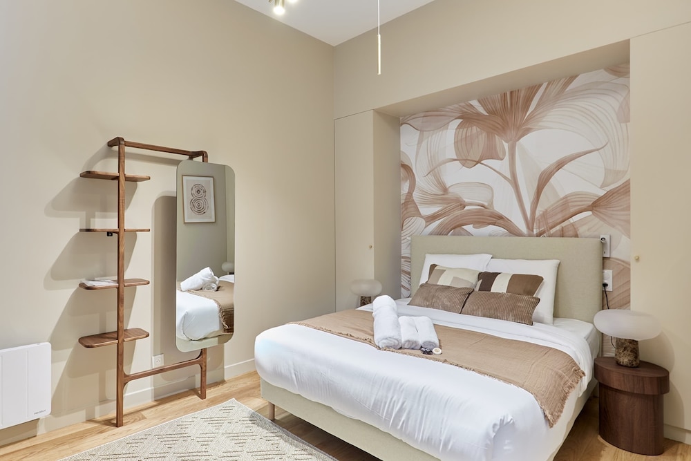Charming Apartment 2 Bedrooms Centrer of Paris — 4-Star Luxury Hotel in Paris, France