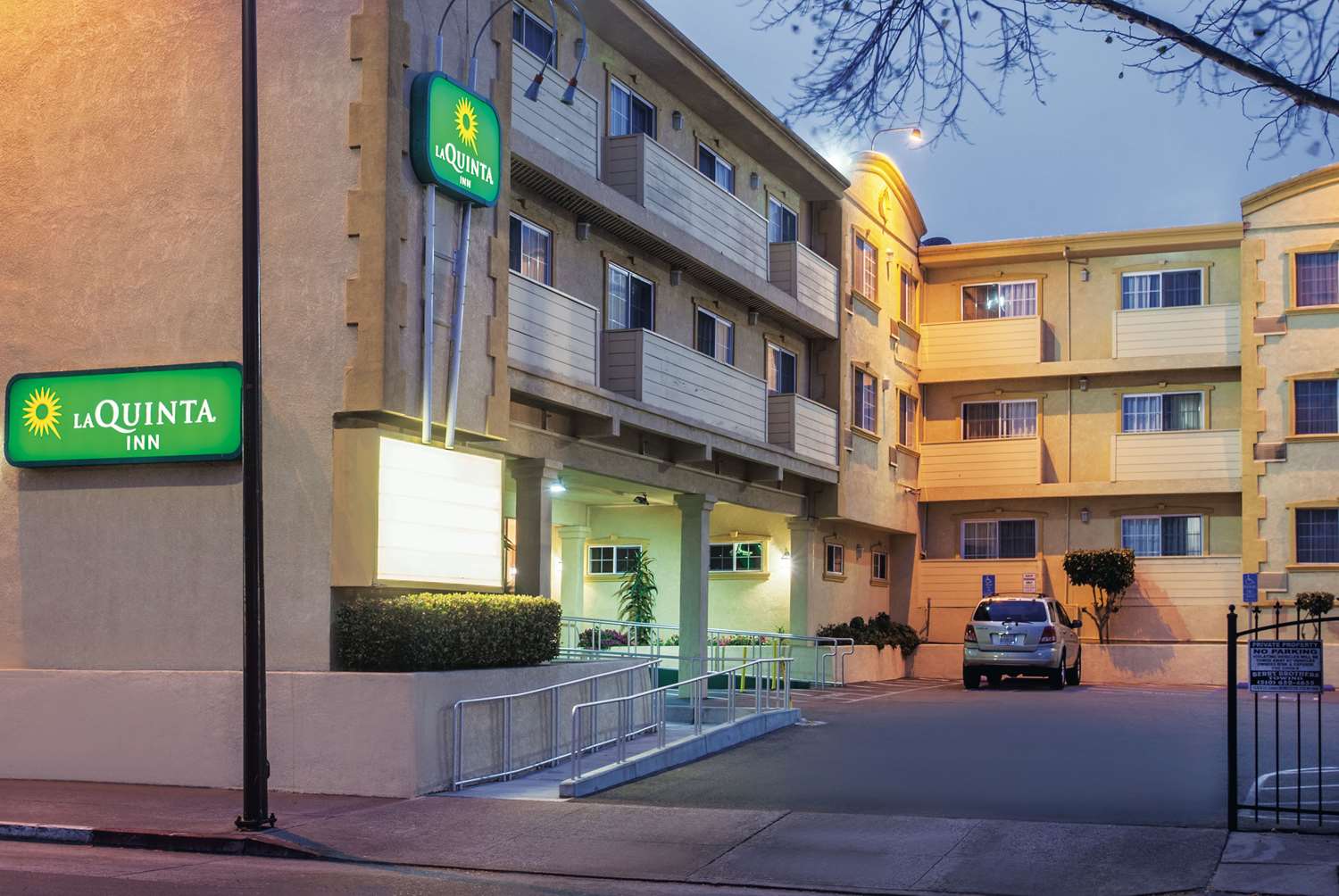 University Inn and Suites Berkeley - photo 10