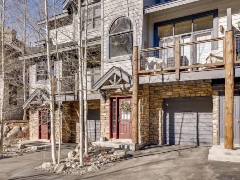 Family friendly 3 Bedroom Vacation Rental in West Keystone Resort Along the Snake River With Pool and Hot Tub - photo 13