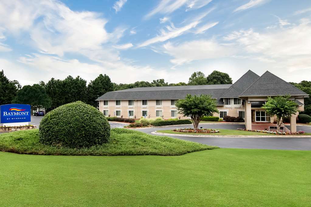 Baymont Inn & Suites by Wyndham Braselton - photo 2