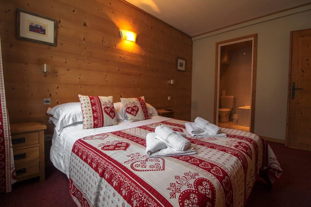 Hotel Christiania - carbon neutral hotel in Les Gets
