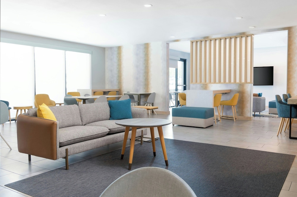 TownePlace Suites by Marriott Monrovia - photo 37