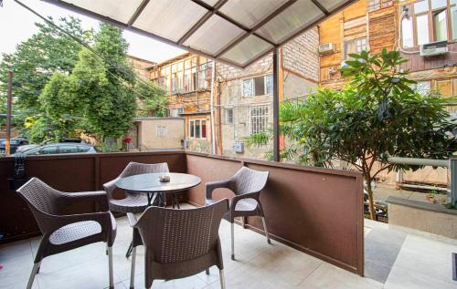 Stylish Modern 1BR Apartment
