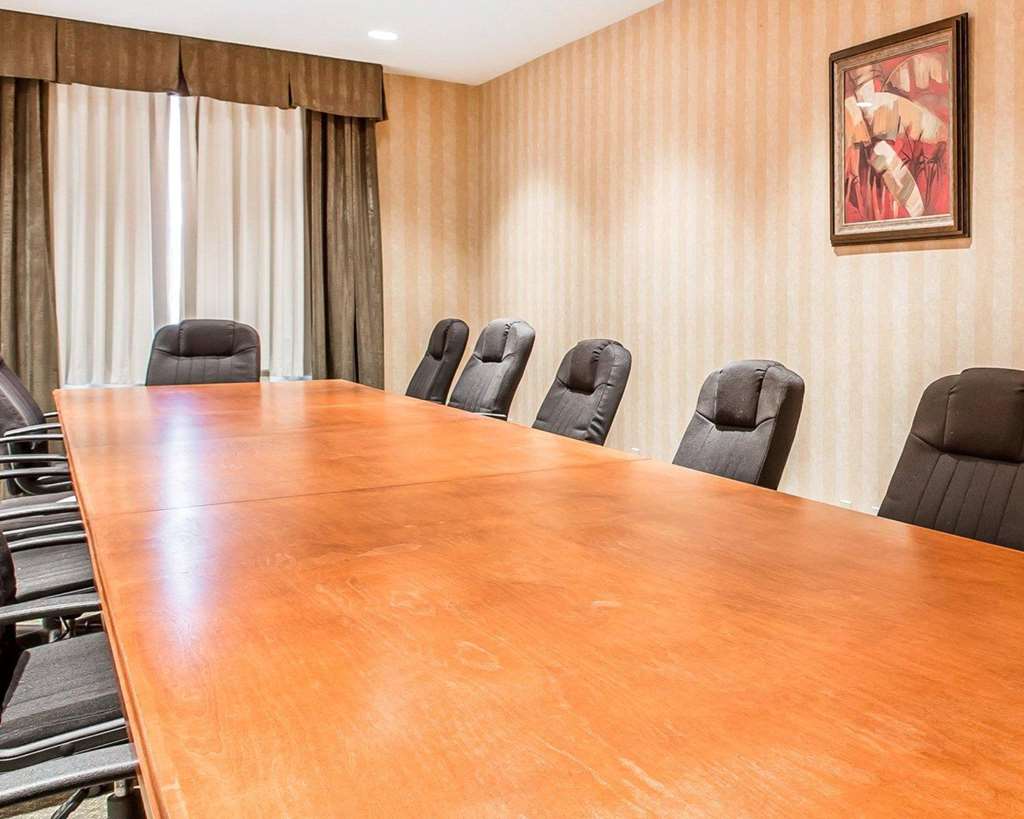 Econo Lodge Inn and Suites Douglasville GA — hotel in Douglasville