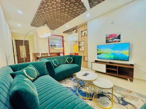 Majestic Manor — 4-Star Luxury Hotel in Lucknow, India