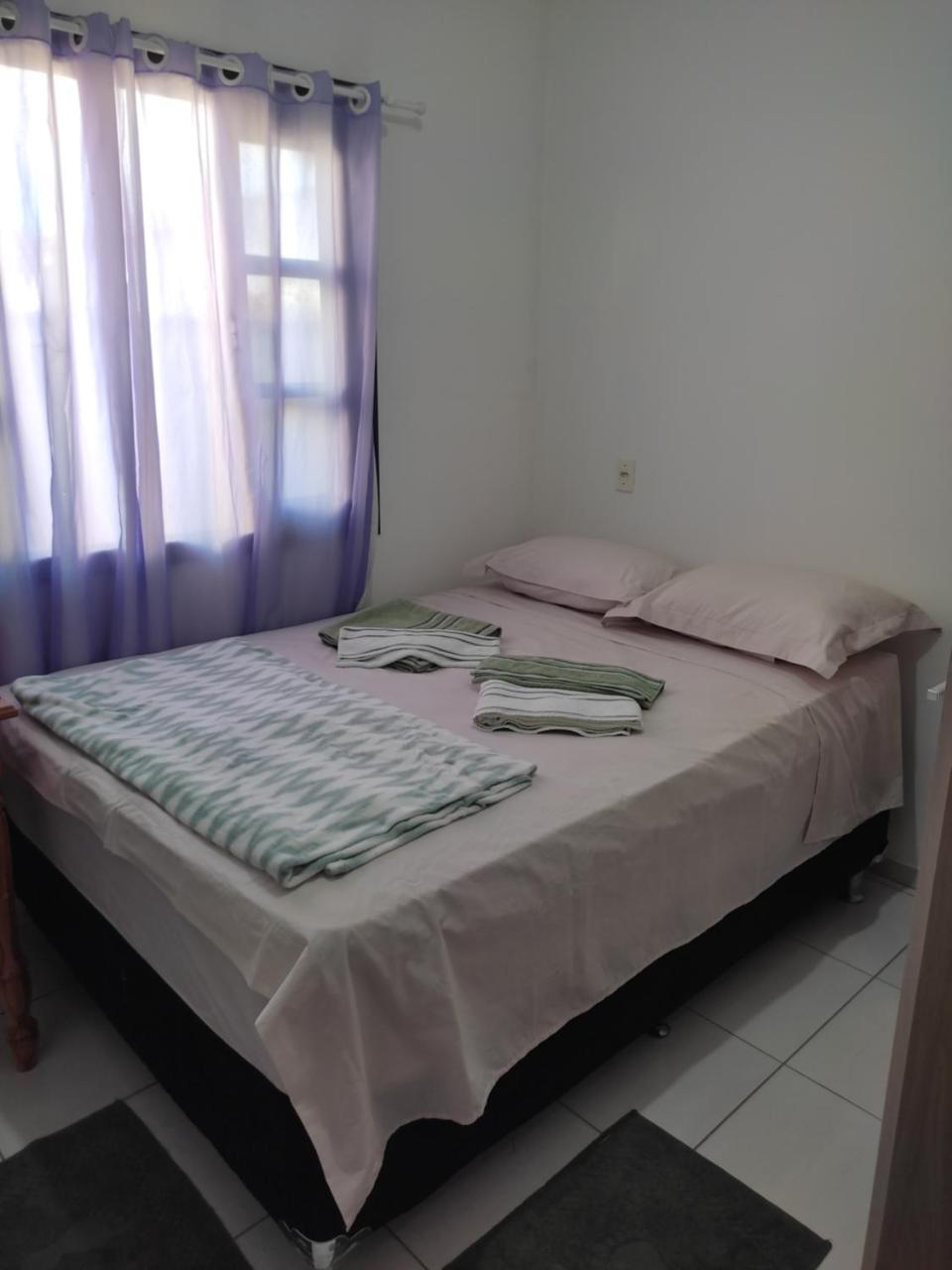 Um Quarto Em Casa Agradavel