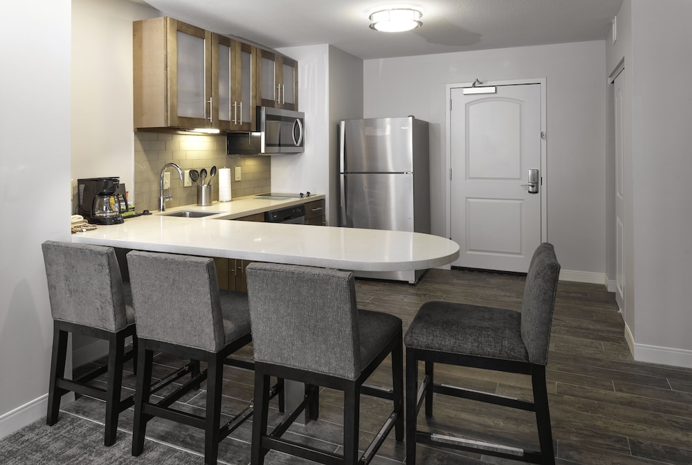 Staybridge Suites Montgomery Downtown an IHG Hotel - photo 2