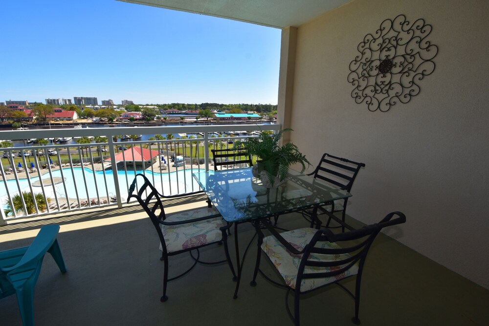 North Tower Apartment 606 - photo 18