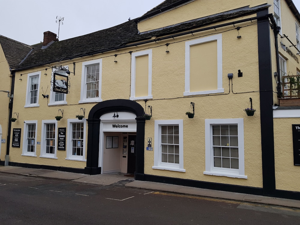 The Swan Hotel — hotel in Wotton-Under-Edge