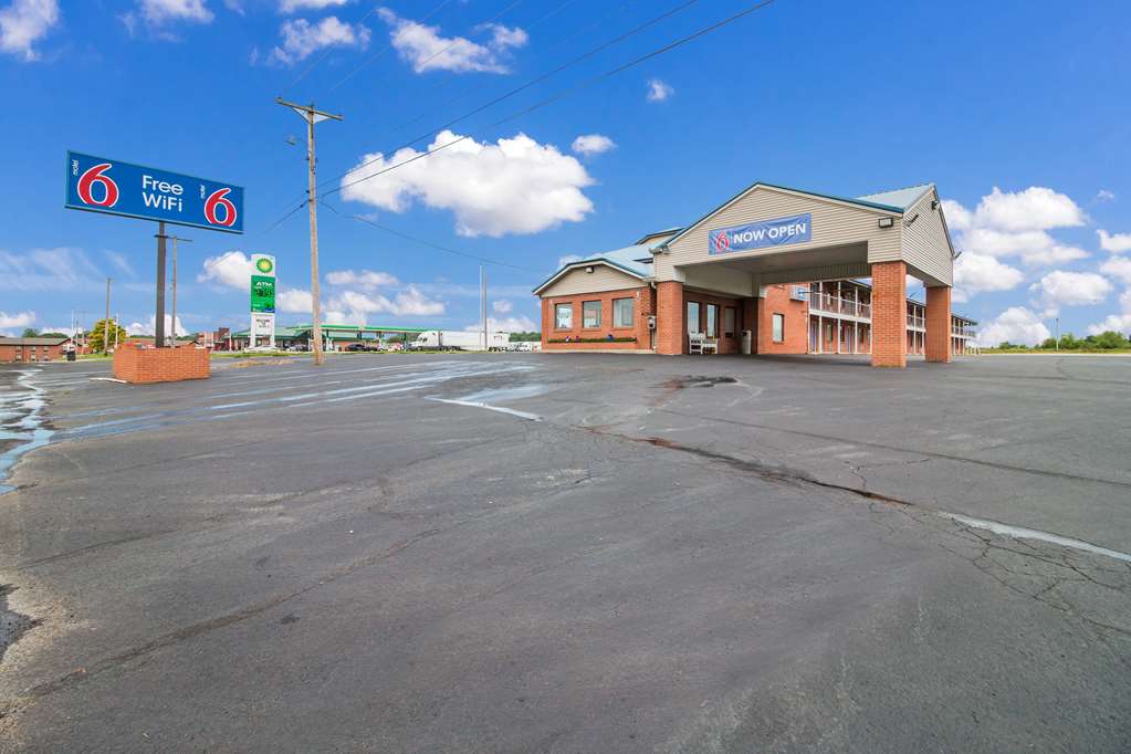Motel 6 Metropolis IL - photo 3