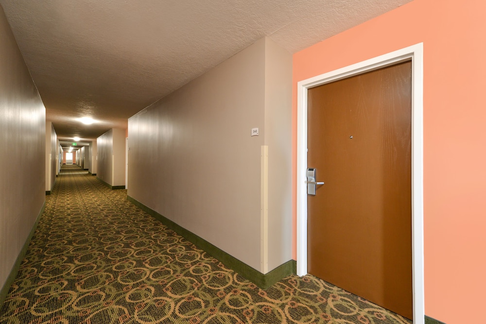 Wingate by Wyndham Beaver I 15 - photo 42