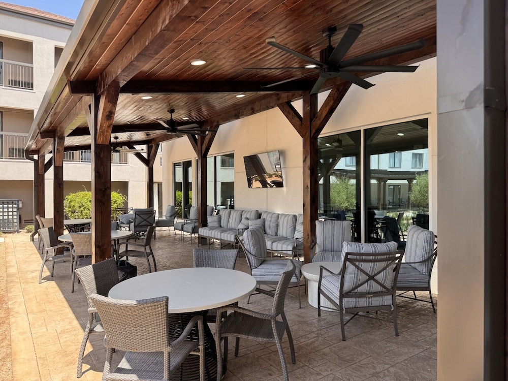 Courtyard by Marriott Waco - photo 45