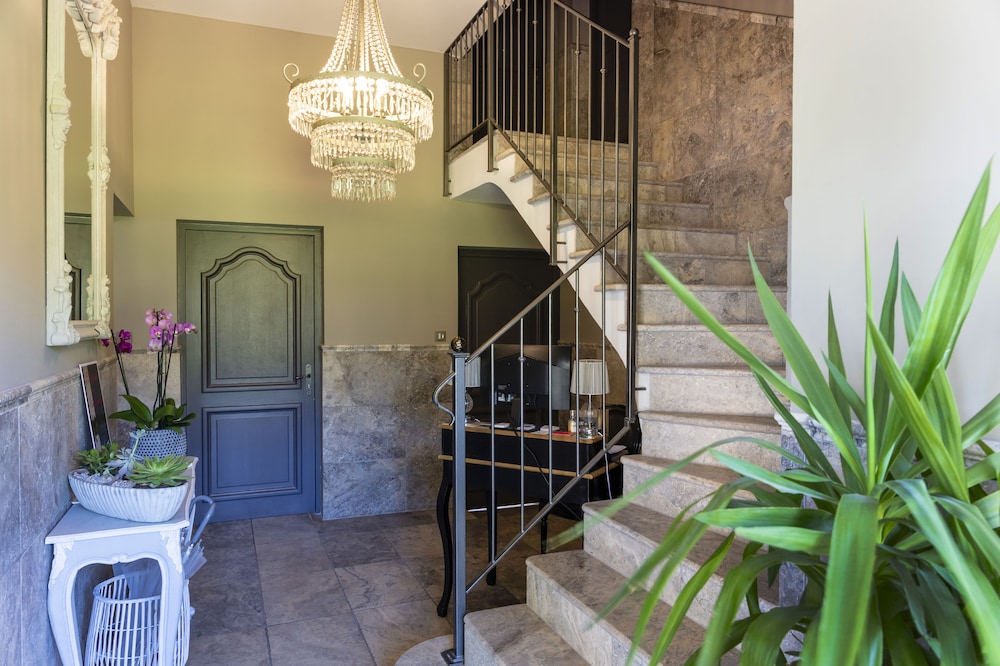 Château des Cinq Cantons — Carpentras — photo 3
