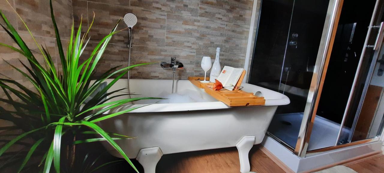 Hexenhäuschen - carbon neutral hotel in Bad Goisern