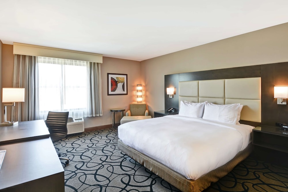 Doubletree by Hilton Hattiesburg MS - photo 14