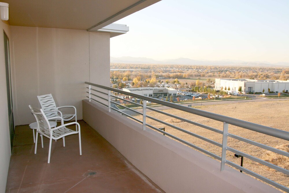 Hampton Inn & Suites Denver Highlands Ranch - photo 16