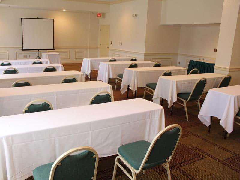 La Quinta Inn & Suites by Wyndham Coral Springs Univ Dr - photo 22