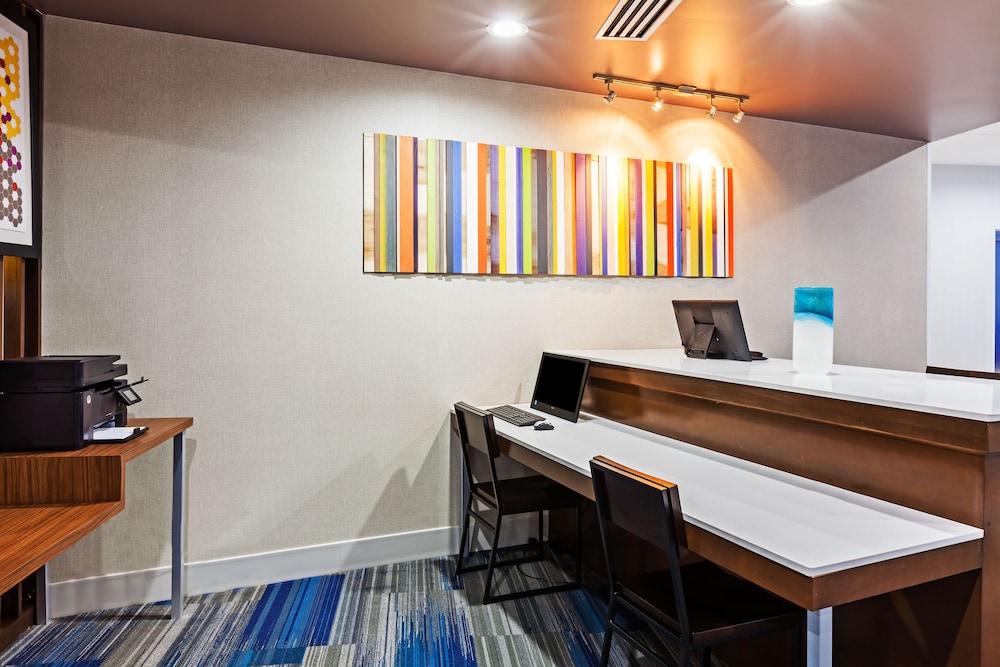 Holiday Inn Express & Suites Tulsa West Sand Springs by IHG - photo 19