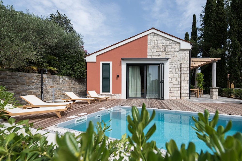 Vila Laguna Strunjan Piran — 4-Star Luxury Hotel in Piran, Slovenia