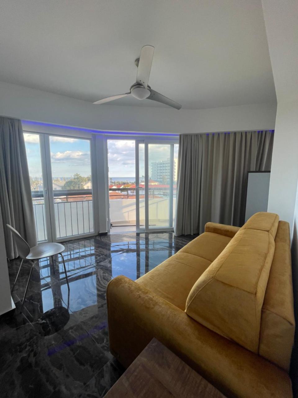 Nautica Luxe Apartments