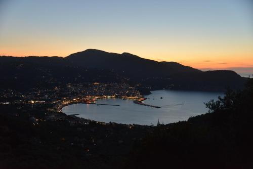 Villa Kalypso and Villa Kirki — 4-Star Luxury Hotel in Skopelos, Greece
