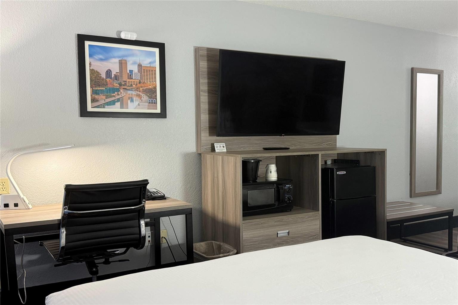 Baymont by Wyndham Indianapolis South - photo 30