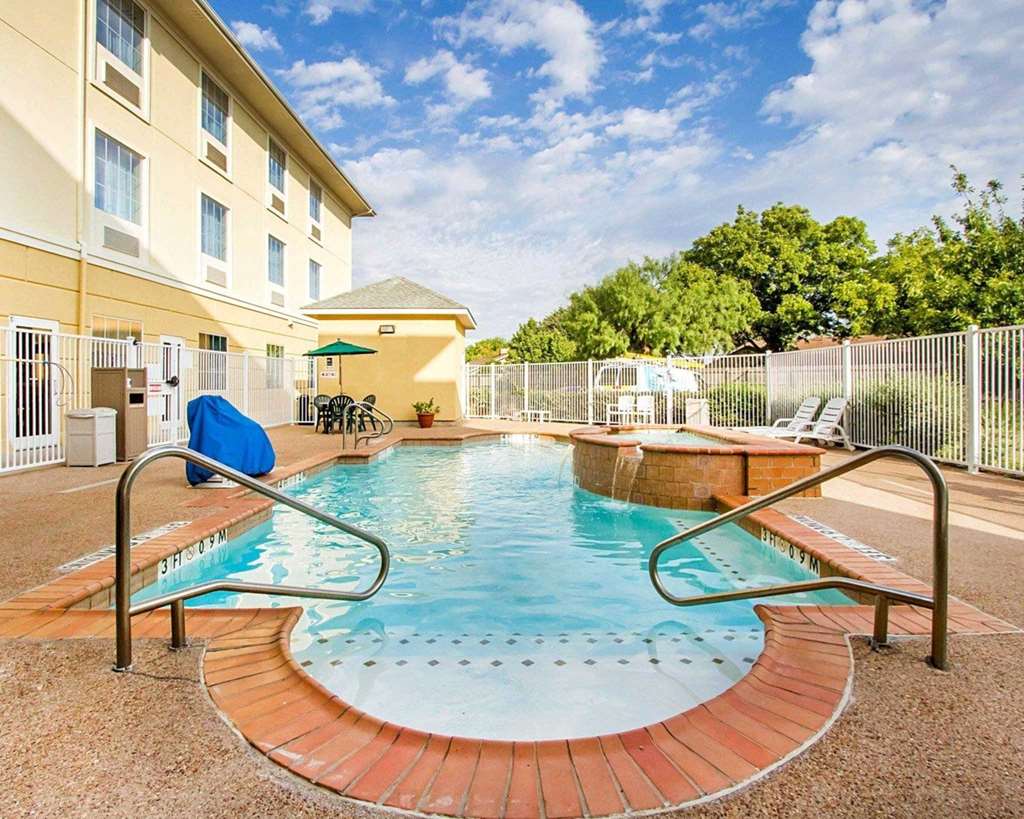 Comfort Suites Abilene Central - photo 20