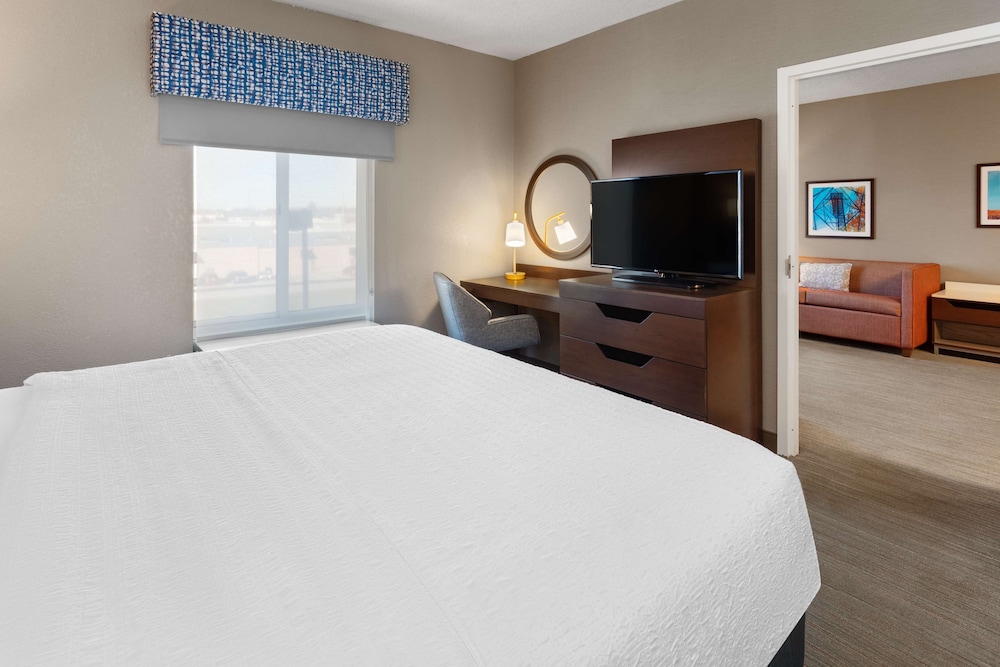 Hampton Inn & Suites Scottsburg - photo 5