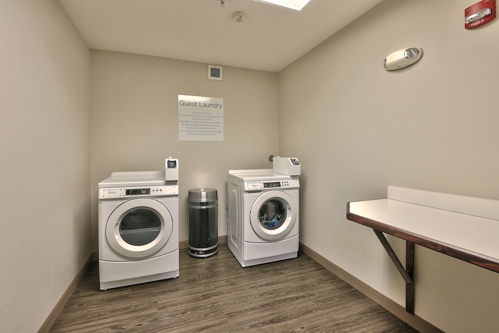 Holiday Inn Express & Suites Albuquerque Historic Old Town by IHG - photo 44