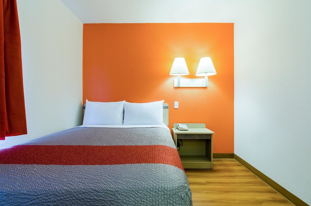 Motel6 North Platte NE East - photo 13