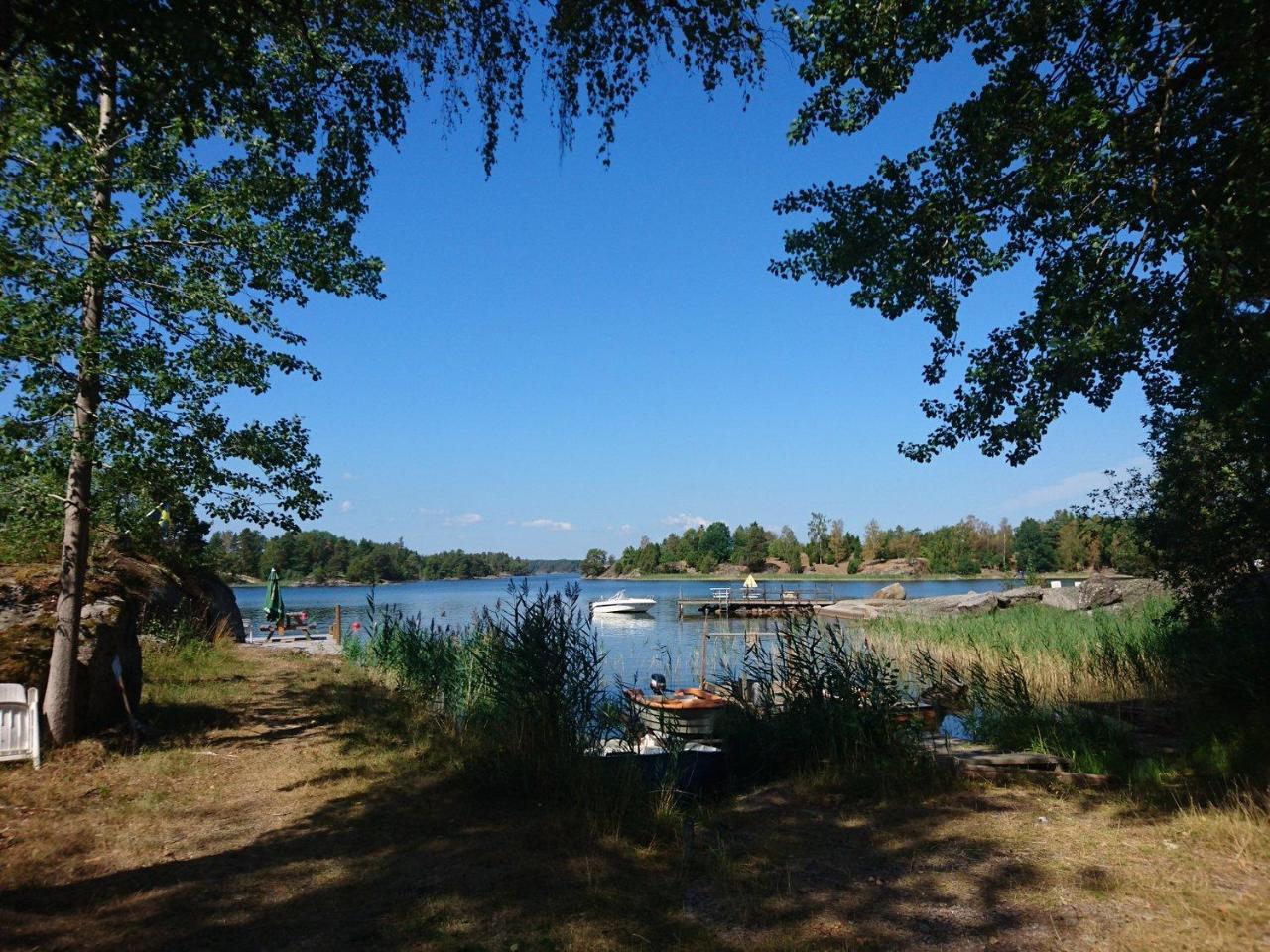 Året runt i väldigt härlig natur Bo på lantgård — hotel in Rimforsa