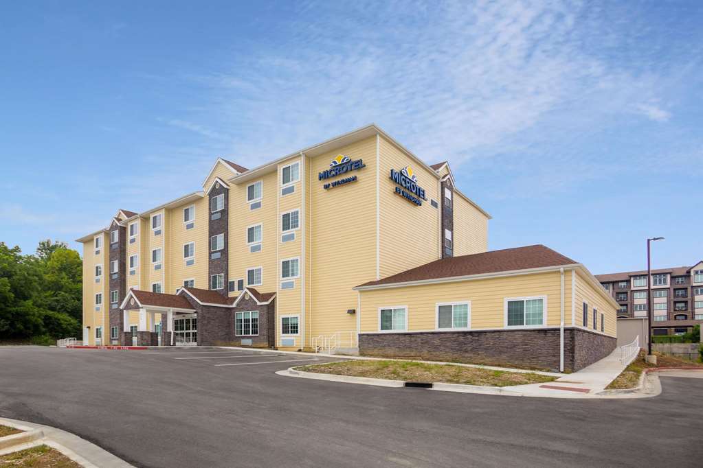 Microtel Inn & Suites by Wyndham Liberty NE Kansas City Area in Liberty, United States