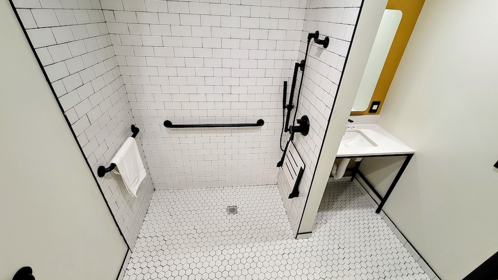 Bell Vista Motel - photo 16