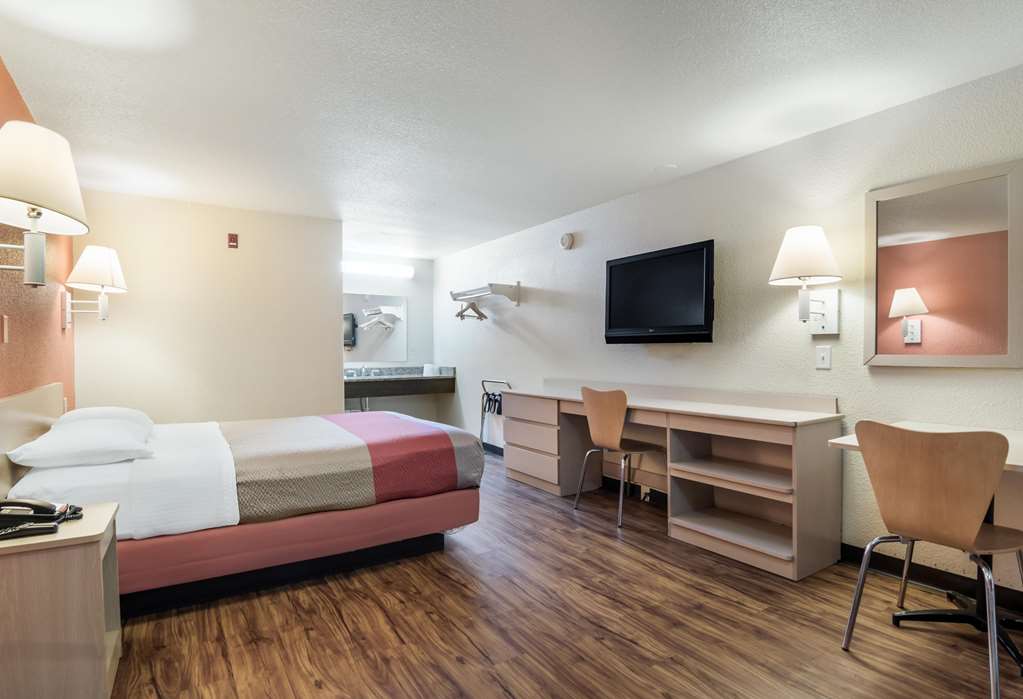 Motel 6 Newport News - photo 16