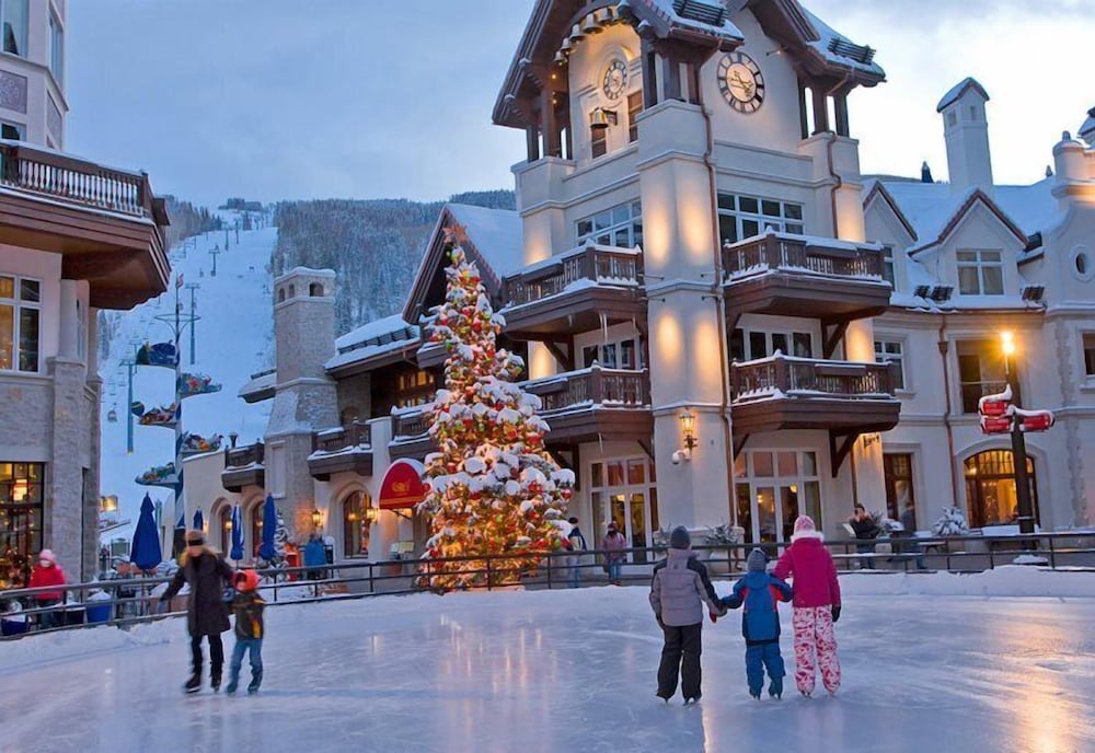 1 Bedroom Boutique Resort Condo With Hot Tub Access and Within Walking Distance to the Eagle Bahn Gondola - photo 20
