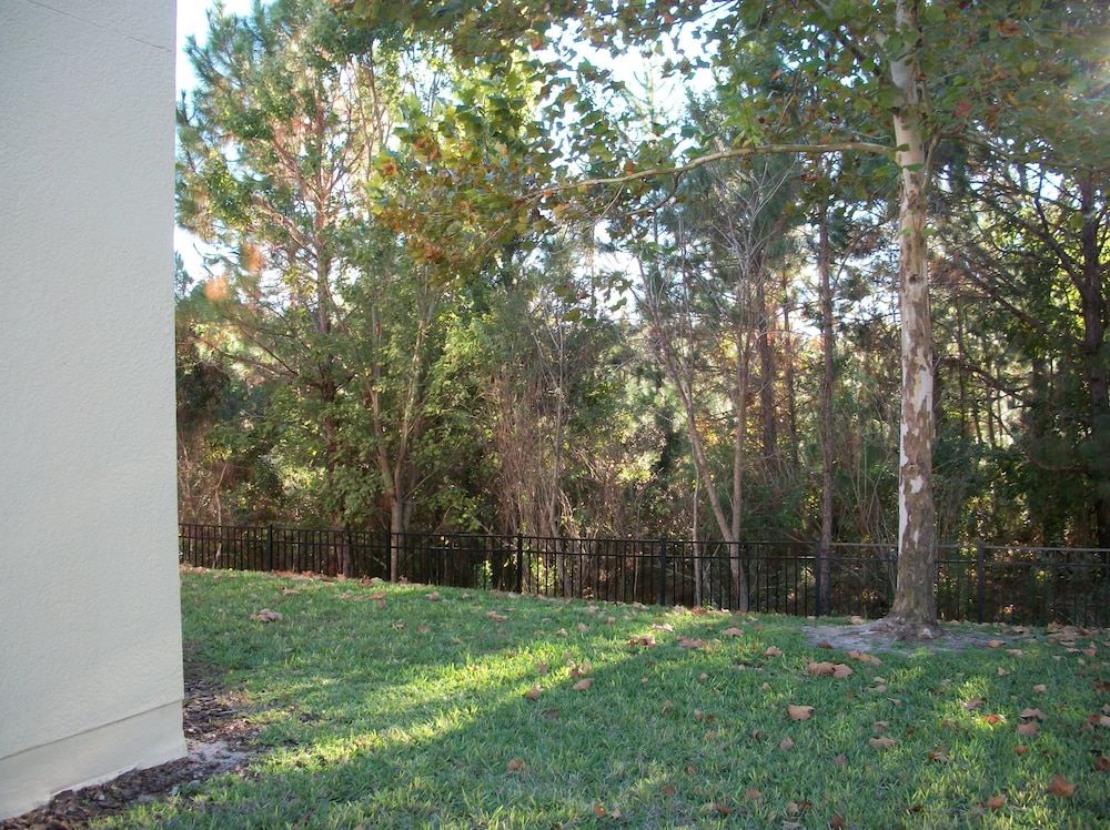 3BR 2.5BA Home in Emerald Island Resort by CV 8479 - photo 36