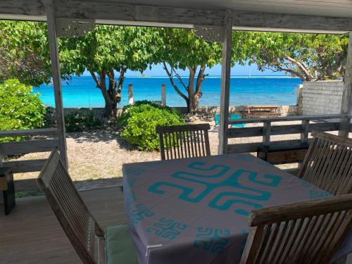 Faré Pépénai — hotel near Rangiroa Airport