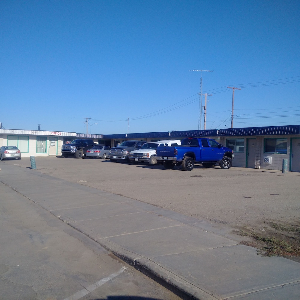 Franklin Motel — hotel in Assiniboia