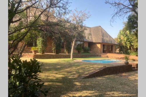 Thala Thala Private Villa in the bush veld — 4-Star Luxury Hotel in Cullinan, South Africa