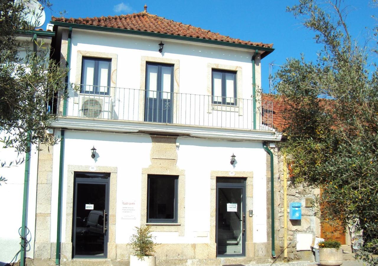 Casa do Mosteiro de Refoios do Lima — 4-Star Luxury Hotel in Ponte De Lima, Portugal