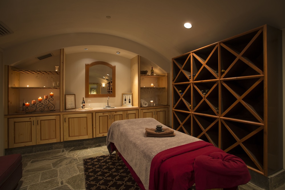 The Inn at Solitude - photo 34