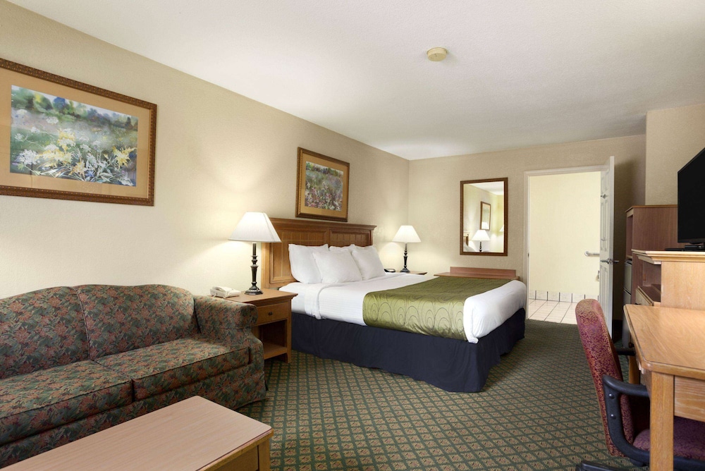 Days Inn & Suites by Wyndham Stuttgart - photo 10
