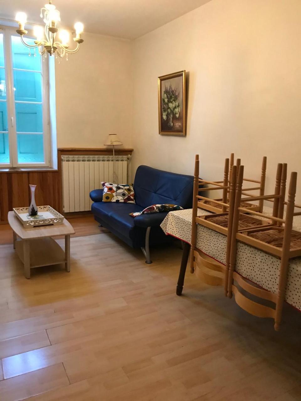 Les Platanes Renoir Rez de Chaussee — hotel in Lamalou-Les-Bains